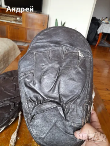 Стари боксови,спаринг ръкавици , снимка 5 - Други ценни предмети - 47666966