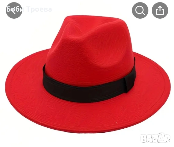 Дамска британска ретро шапка в червено - плоско периферия, полиестер с флисово покритие