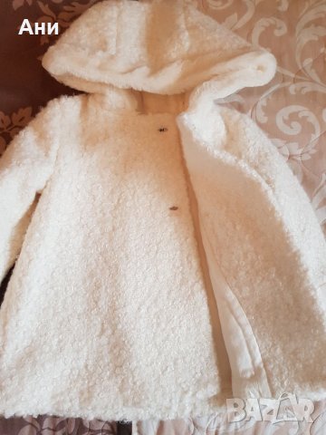 Елегантно бебешко палтенце от фин косъм за момиче Mayoral , снимка 2 - Бебешки якета и елеци - 34600658