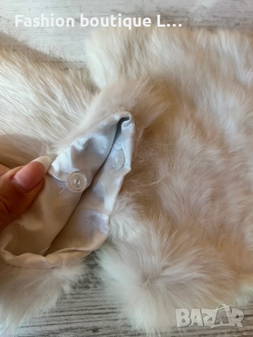 Бели ръкавели за китките от естествен заешки косъм 🤍🤍🤍, снимка 2 - Други - 52178423