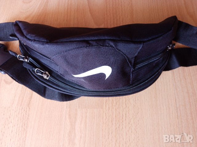 Мъжка чанта Nike (паласка) за кръста или рамото, снимка 2 - Чанти - 41627799