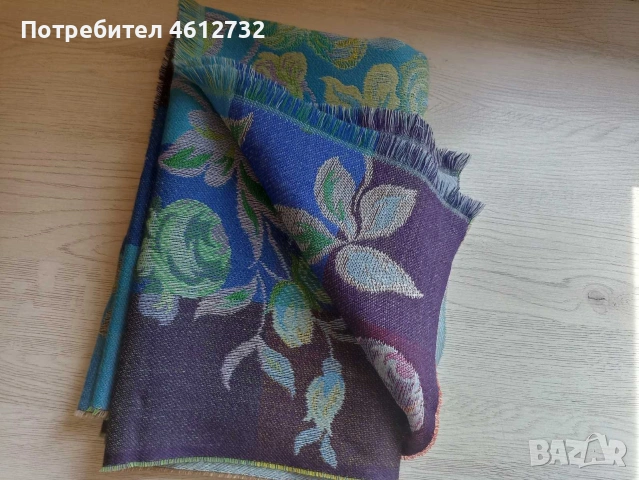 Дамски шал Kenzo, снимка 4 - Шалове - 53680348