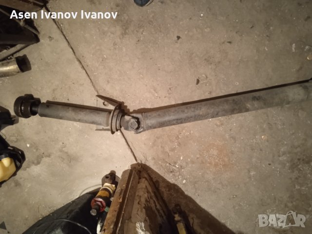 Кардан за Мерцедес, снимка 2 - Части - 35841115