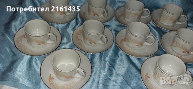 Български порцеланови чаши за късо кафе от времето на соца. , снимка 2 - Сервизи - 39386576