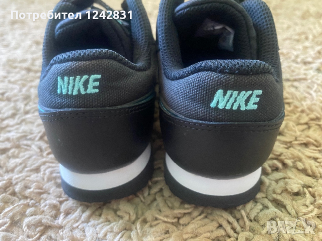 Детски маратонки Nike, снимка 2 - Детски маратонки - 44922816