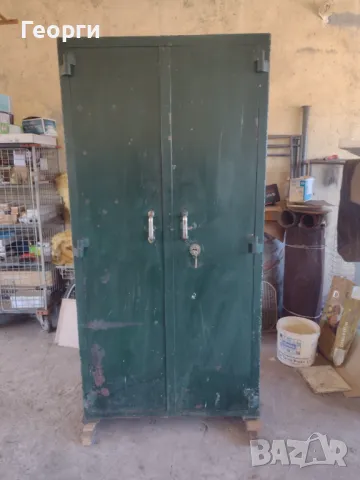 Метална каса, снимка 6 - Сейфове и каси - 47638359