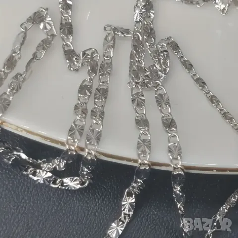 Сребърно синджирче, снимка 3 - Колиета, медальони, синджири - 48549495