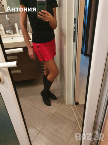 пола на марката Армани, снимка 4 - Поли - 35729547