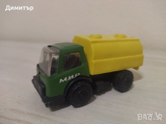 Старо Ламаринено Соц камионче „ МИР “ !!!