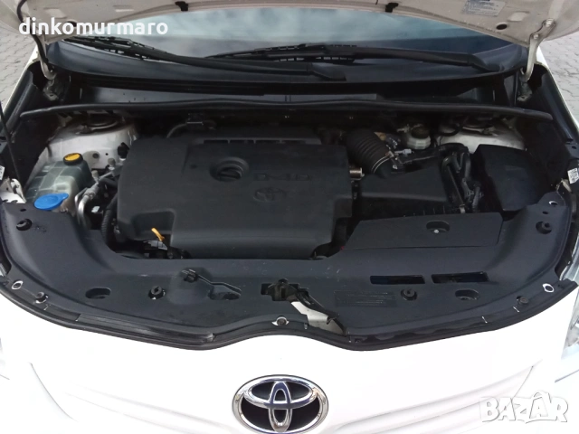 Toyota Verso 2.0D4D-126kc. Панорама, снимка 15 - Автомобили и джипове - 53088269