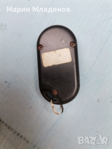 Дистанционно за авто аларма , снимка 2 - Аксесоари и консумативи - 51867157