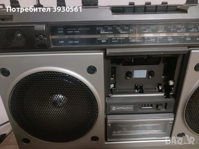 hitachi trk 8200, снимка 3 - Радиокасетофони, транзистори - 52294454