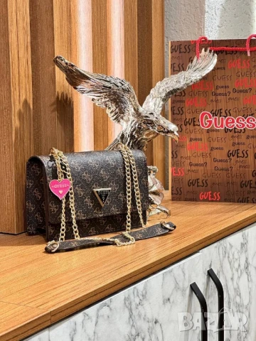 чанти guess michael kors , снимка 15 - Чанти - 51302025