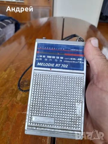 Старо радио,радиоприемник Siemens Melodie RT 702 #2, снимка 2 - Други ценни предмети - 50316661