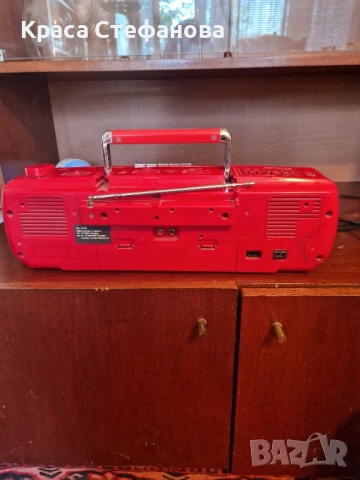 Радио касетофон, снимка 2 - Радиокасетофони, транзистори - 51144330