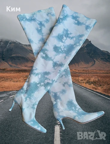 Високи ботуши By Far Stevie 99 принт небе облаци изтъркан деним , снимка 5 - Дамски ботуши - 50566913