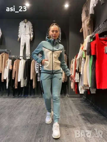 нови дамски екипи найк , снимка 2 - Спортни екипи - 20711680