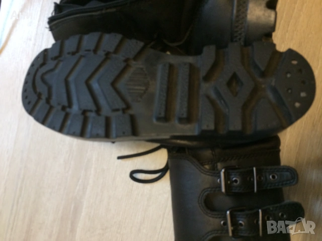 Черни боти,кубинки Palladium,естественна кожа., снимка 5 - Дамски боти - 53014888