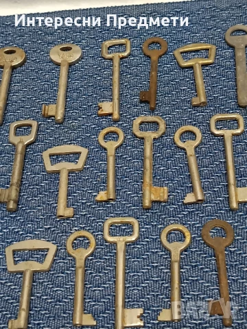 Лот стари ключове, най-различни., снимка 3 - Колекции - 50690253