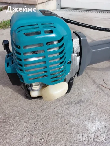 Професионален 4-тактов тример Makita, снимка 9 - Градинска техника - 49356609