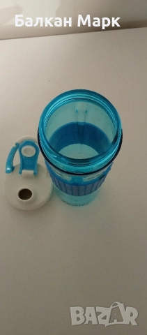 Спортна бутилка Suntec SMO-KIT-9950 – подходяща и за смути! , снимка 3 - Спортна екипировка - 52154027