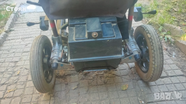 Инвалидна акумолаторна количка Vermeiren ЕКСПРЕС 2000, снимка 2 - Инвалидни колички - 52594378