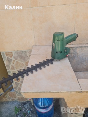 Електрически Храсторез BOSCH Electrische Heggeschaar , снимка 3 - Други - 41488425