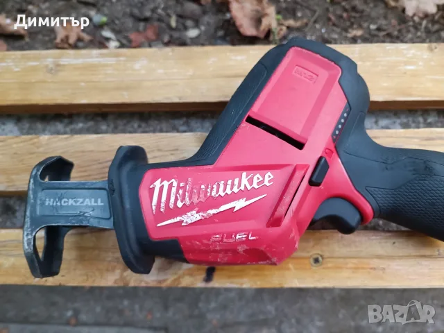 Milwaukee M12 CHZ тяло на безчетков саблен трион, снимка 2 - Триони и циркуляри - 56064540
