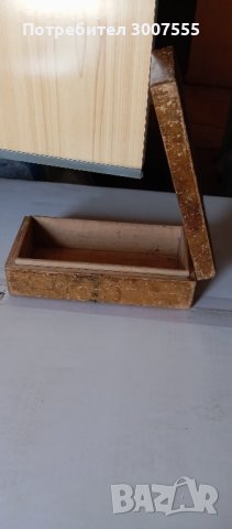 Старинна дървена кутия, снимка 1 - Антикварни и старинни предмети - 44199922