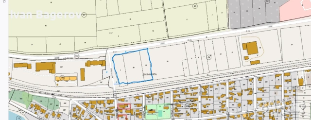 Промишлен парцел на входа на Казашко, снимка 2 - Парцели - 53710510