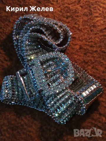 ПРЕКРАСЕН АЖУРЕН ДАМСКИ ПОСРЕБРЕН МЕТАЛЕН КОЛАН с БЛЕСТЯЩИ ФАСЕТИРАНИ КРИСТАЛИ 32867, снимка 14 - Колани - 47298506