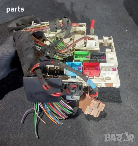 Бушонна Кутия Ауди A3 8L N:944 (2) - VW Голф 4, снимка 4 - Части - 51412251