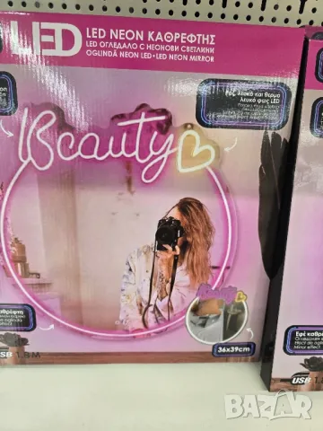 LED огледало с неонова светлина usb, снимка 3 - Огледала - 49630652