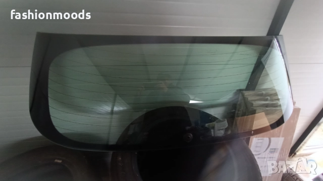 Задно Стъкло Citroen C4 2018 Ситроен Ц4