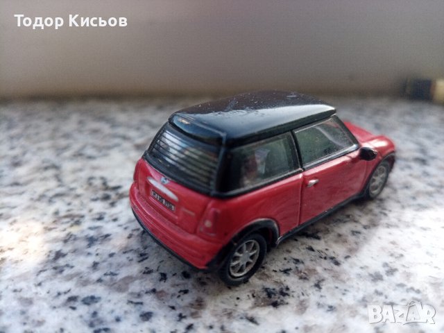 Лот модели 1:64 и 1:72 - Schuco, Hot Wheels, Welly, Joycity, Maisto, Disney, снимка 5 - Колекции - 41728092