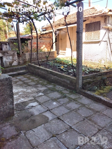 Продава се двуетажна къща в центъра на гр.Средец, снимка 11 - Къщи - 51879459