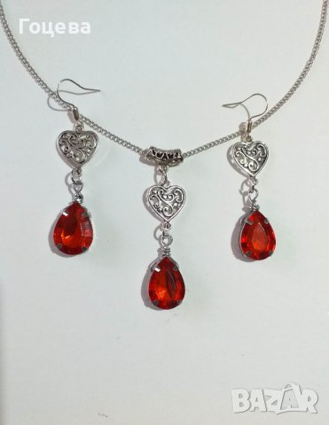Прелестни обеци в рубинено червено с орнаментирани сърца в цвят сребро , снимка 10 - Обеци - 41100149