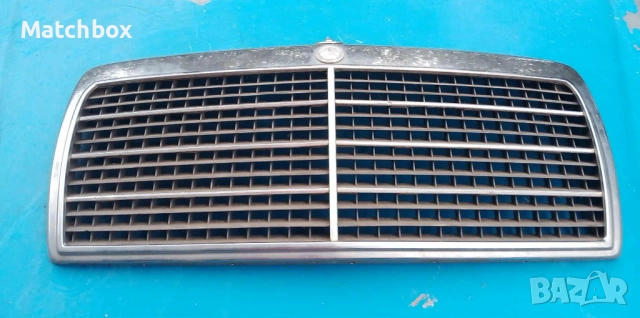 Решетка за Мерцедес 124
