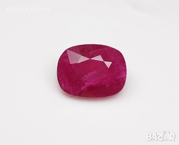 Рядък Ненагряван Африкански Рубин 3.49кт с Vivid пурпурно-Червен Огън! Сертифициран! Нов!, снимка 4 - Други - 53652220
