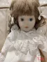 Порцеланова кукла , снимка 1