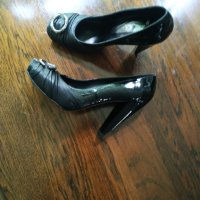 Нови официални черни обувки, снимка 4 - Дамски обувки на ток - 40898388