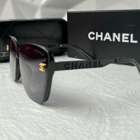 CH 2024 дамски слънчеви очила с лого, снимка 8 - Слънчеви и диоптрични очила - 44700715
