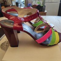 Сандали , снимка 2 - Дамски обувки на ток - 41223940
