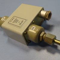 диференциален пресостат Danfoss MP 55A differential pressure switch 45 sec., снимка 5 - Резервни части за машини - 36000901