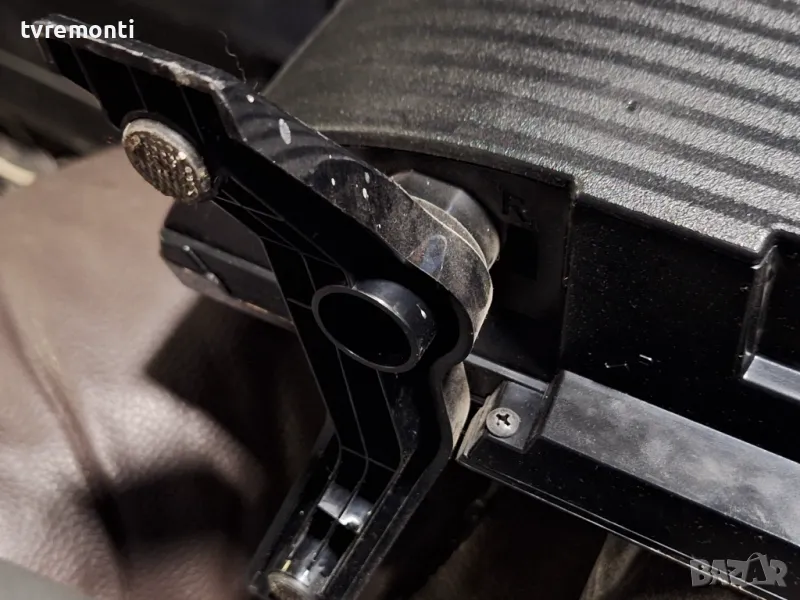 оригинална стойка КРАЧЕТА за телевизор TOSHIBA модел 32LA2063DG, снимка 1