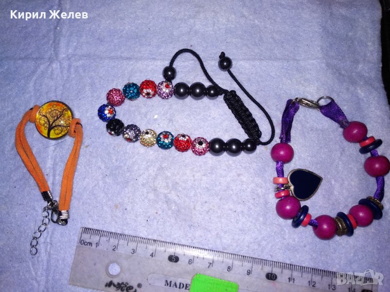 ЛОТ ТРИ ФЕШЪН АРТ ГРИВНИ ХЕНД МЕЙД БИЖУТА с ХЕМАТИТ БЛЕСТЯЩИ КРИСТАЛИ и ДРУГИ 26913, снимка 1