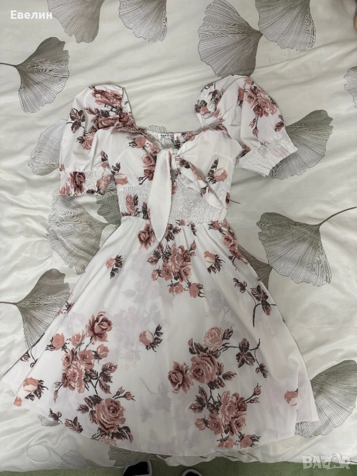 рокля, снимка 1