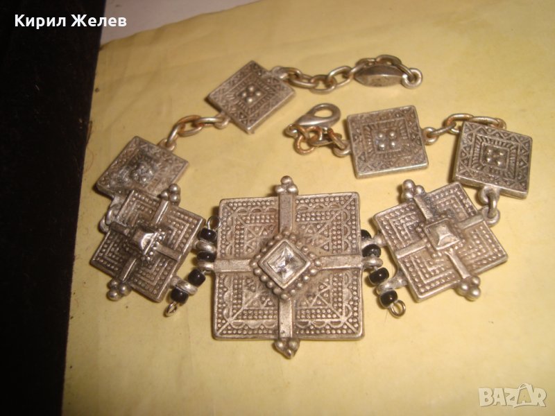 СТАРА ВИНТИДЖ ПОСРЕБРЕНА ОРНАМЕНТИРАНА ГРИВНА с ФАСЕТИРАН ЦЕНЕН ЦИРКОН 23458, снимка 1