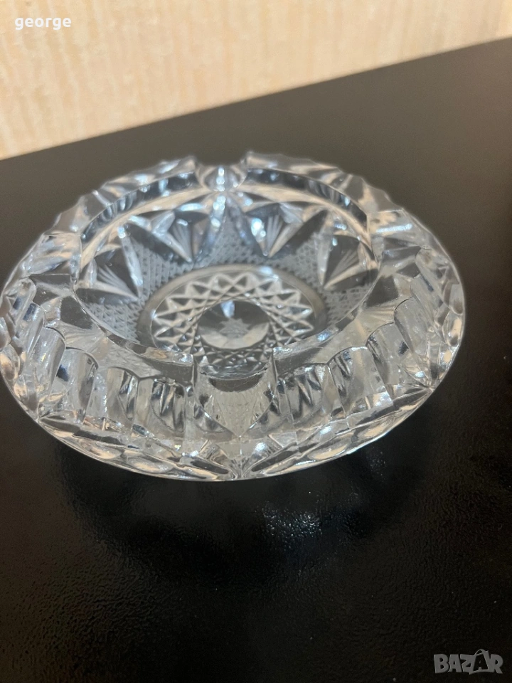 Кристален пепелник за ценители, снимка 1