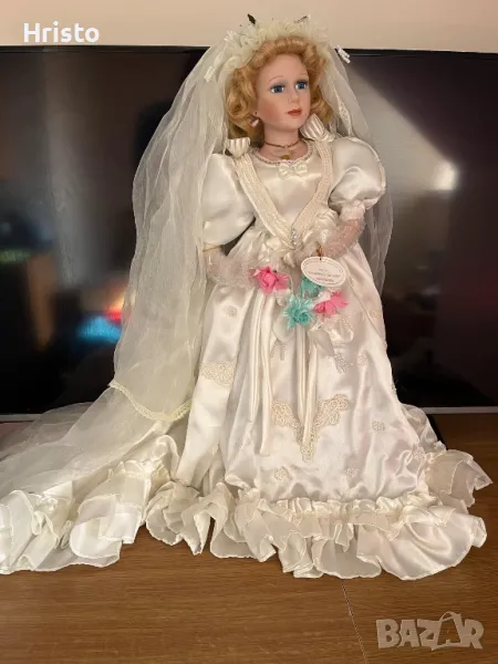 Порцеланова кукла , снимка 1